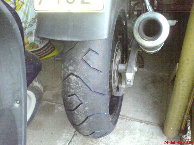 guma01.jpg