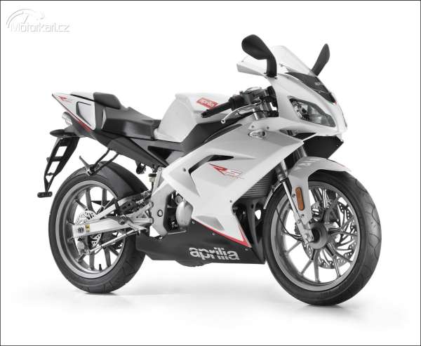 05_RS_50_Bianco_Aprilia.jpg