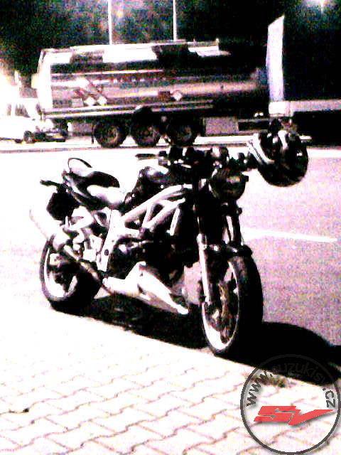 Suza.