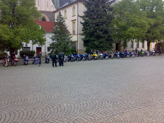 300420111369.jpg