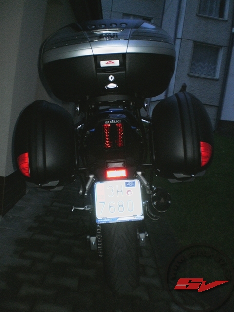 PB090783
