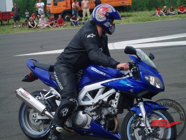 P1011317 mini