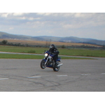 SV1000_wheelie3