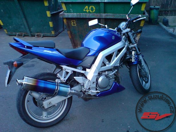 SV650
