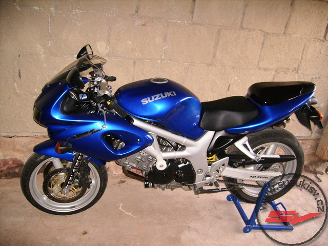 P8300055