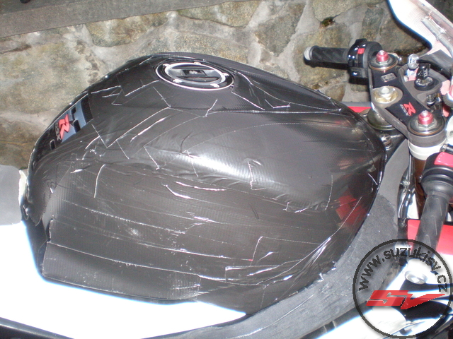 polepení amerikou před instalací krytu proti poškrábání