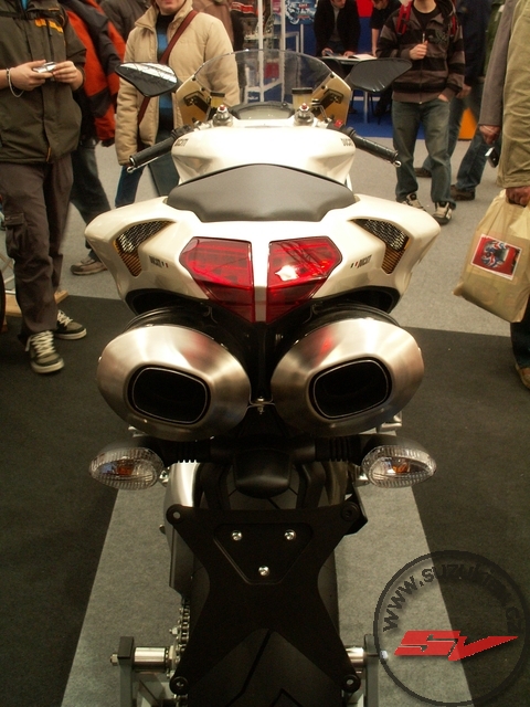 848.JPG