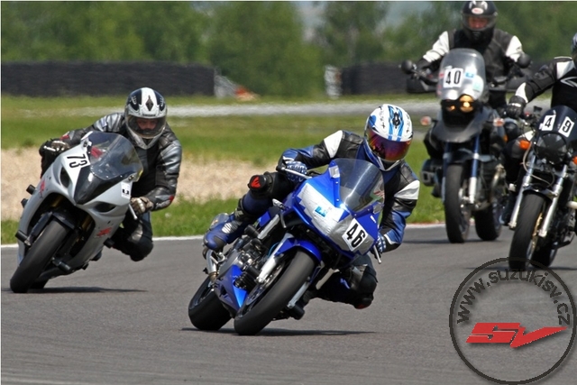 0046-0608RACE1-003_46